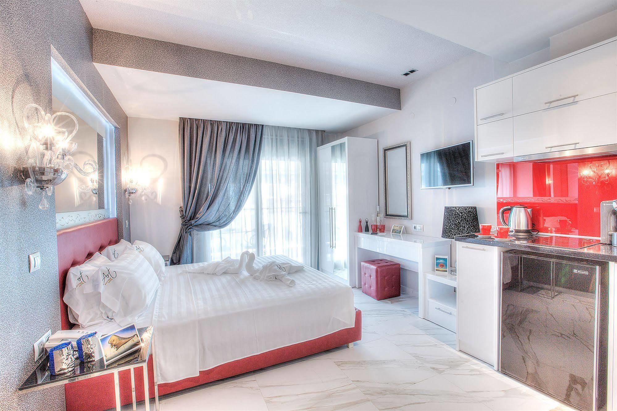 Art Boutique Suites Pefkochori Dış mekan fotoğraf